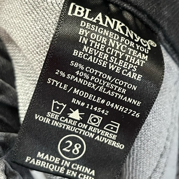 🥑5/$25 Blank NYC Grey Denim Joggers sz 28 - Picture 8 of 8